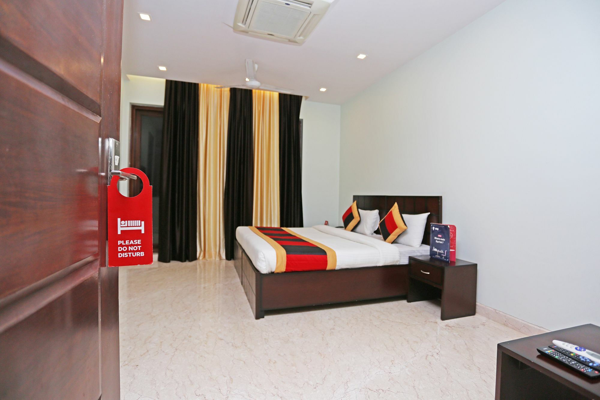 Hotel Oyo 9664 Sector 48 Gurgaon Exterior foto